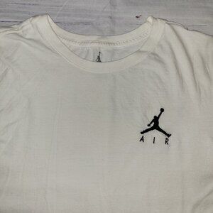 Air Jordan Shirt Mens XL White T-Shirt Short Sleeve Embroidered Logo